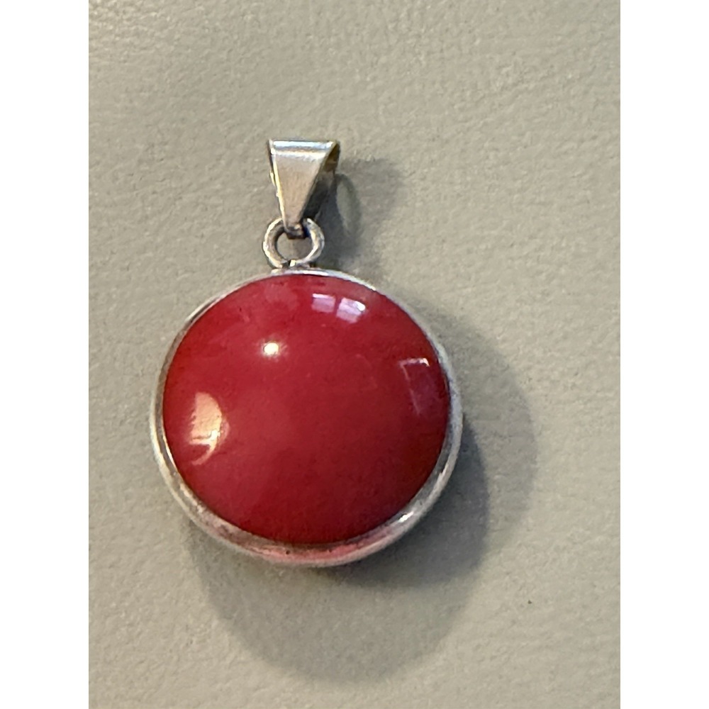 Vintage Sterling Two Sided Two Color Black Onyx And Red Coral Pendant #425